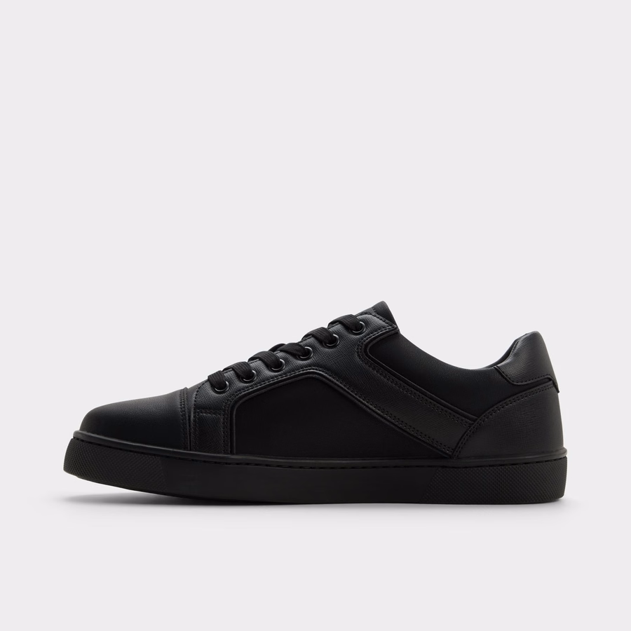 Suitsneaker
