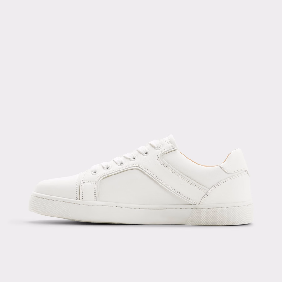 Suitsneaker