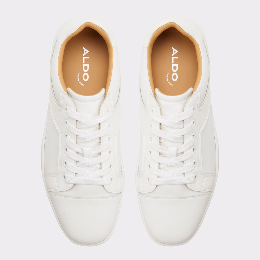 Suitsneaker
