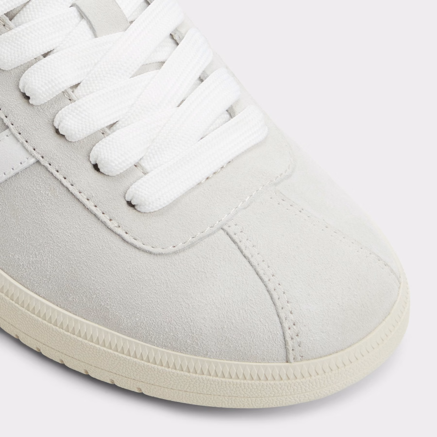 Chicsneaker